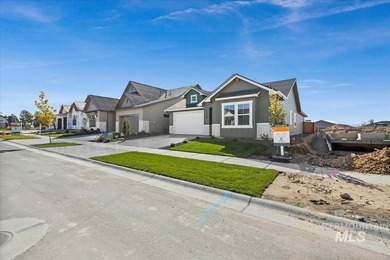 Step into The Birkdale by Tresidio Homes and experience timeless - photo 42