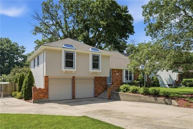 Now is your chance to own the prettiest yard in Red Bridge! - photo 44