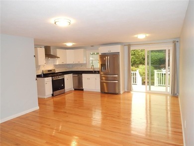 Move-in-condition 3-bedroom Ranch that was completely updated 2 - photo 5