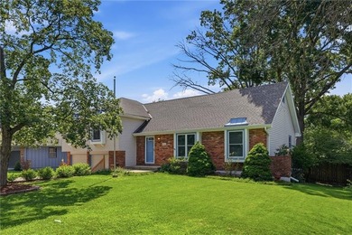 Now is your chance to own the prettiest yard in Red Bridge! - photo 46