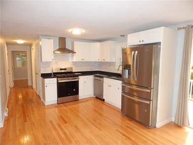 Move-in-condition 3-bedroom Ranch that was completely updated 2 - photo 9