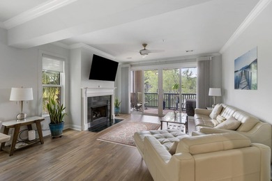 This completely renovated 3-bedroom, 3-bath, corner-unit - photo 9