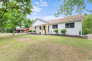 Greers Ferry Lake Home For Sale in Heber Springs Arkansas