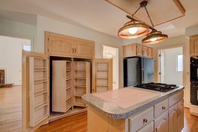 First time on the market, this exceptional custom-built - photo 18