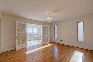 First time on the market, this exceptional custom-built - photo 21