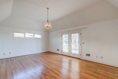 First time on the market, this exceptional custom-built - photo 34