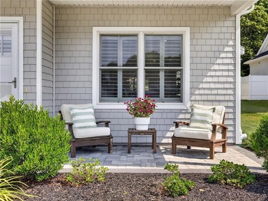 Welcome to effortless coastal living in a sought-after Westerly - photo 4