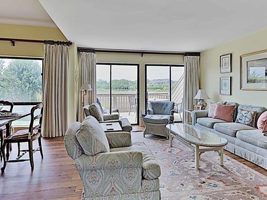 Heron Marsh Villa is a 3 bedroom, end unit villa at Litchfield - photo 2