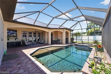 High-end construction in desirable Cape Coral! This 4 bed, 2.5 - photo 3