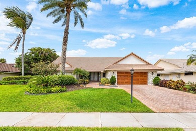 Perfectly situated on a private, tranquil lot, with no traffic - photo 4