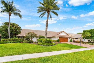 Perfectly situated on a private, tranquil lot, with no traffic - photo 6