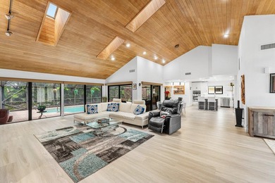 Perfectly situated on a private, tranquil lot, with no traffic - photo 8
