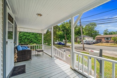 Welcome home to a beautifully designed open-concept layout. Upon - photo 4