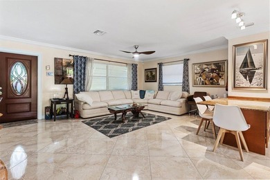 This spacious 5000+ SF compound offers endless possibilities - photo 8