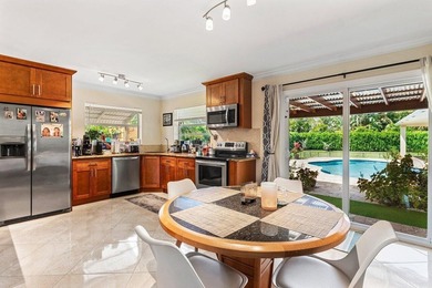 This spacious 5000+ SF compound offers endless possibilities - photo 10