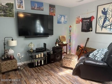Charming Lake Como Condominium - Coastal Living at Its Best - photo 3