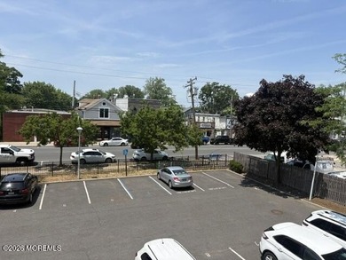 Charming Lake Como Condominium - Coastal Living at Its Best - photo 10