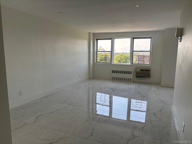 Rare opportunity to own this true 2-bedroom, 2-bath residence in - photo 4