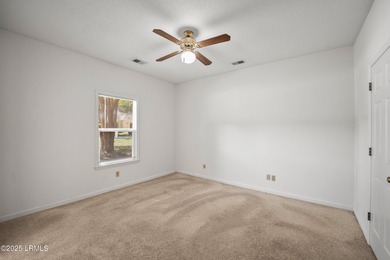 Charming 3 bedroom, 2 bath home ready for your personalizing and - photo 15