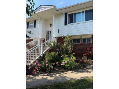 Beautiful corner lot 4 bedroom, 2 full bathroom home featuring a - photo 1