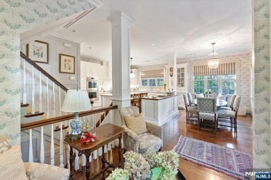 Experience unparalleled grandeur at 200 Lincoln Street a - photo 21