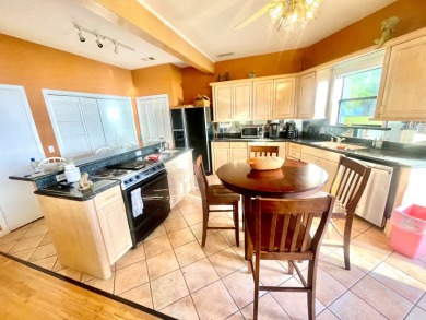 PRICE IMPROVEMENT!! Unique Lake Eddins Chalet On PRIME Lot!!! - photo 16