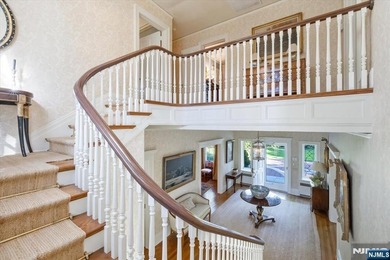 Experience unparalleled grandeur at 200 Lincoln Street a - photo 23