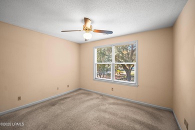 Charming 3 bedroom, 2 bath home ready for your personalizing and - photo 27