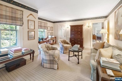 Experience unparalleled grandeur at 200 Lincoln Street a - photo 28