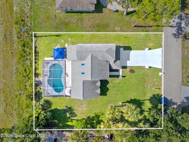 Welcome to this beautiful Southeast Palm Bay pool home! This - photo 32