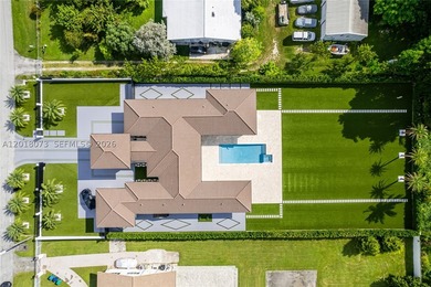 Introducing Casa Encanto - a timeless estate reimagined for - photo 4