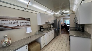 Under contract-accepting backup offers. Cove Cay is one of the - photo 10