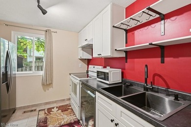 Welcome to your opportunity to enjoy low-maintenance living in - photo 8