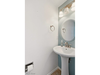 Welcome to your opportunity to enjoy low-maintenance living in - photo 10