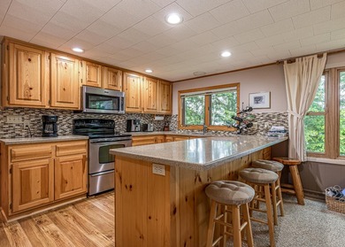 Experience a true Canadian-style retreat right here in the - photo 5