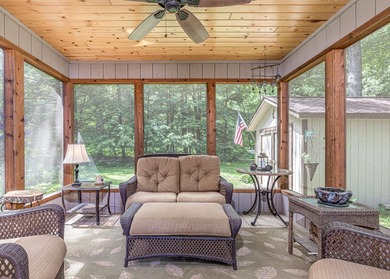 Experience a true Canadian-style retreat right here in the - photo 7