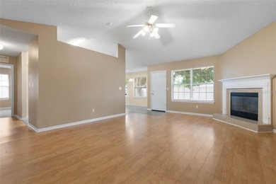 Virtually Staged. SPACIOUS 4BR + FLEX ROOM, FIREPLACE & FULLY - photo 5