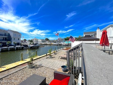 Bring your boat and enjoy waterfront living in Shelter Cove! - photo 9