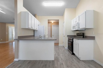 Virtually Staged. SPACIOUS 4BR + FLEX ROOM, FIREPLACE & FULLY - photo 10