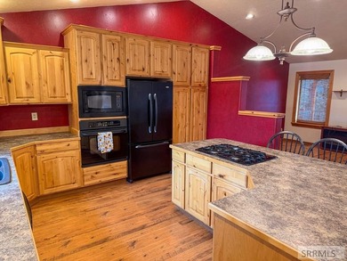Back on the market at no fault to the seller. This comfortable 1 - photo 15