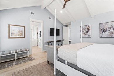 Welcome to Sea View, an elevated coastal sanctuary in the - photo 16