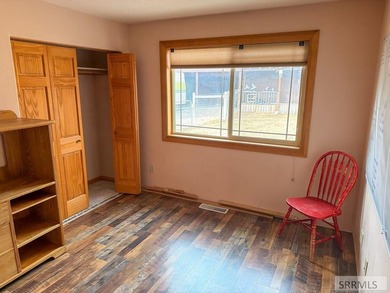 Back on the market at no fault to the seller. This comfortable 1 - photo 21