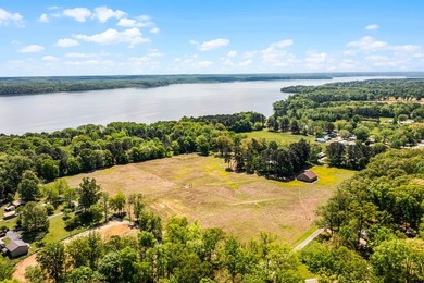 This property is Lake Life meets Farm Life! WALKING DISTANCE to - photo 21