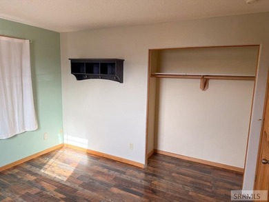 Back on the market at no fault to the seller. This comfortable 1 - photo 26