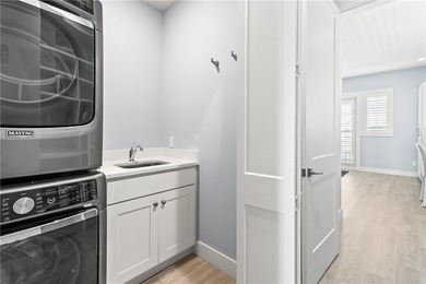 Welcome to Sea View, an elevated coastal sanctuary in the - photo 27
