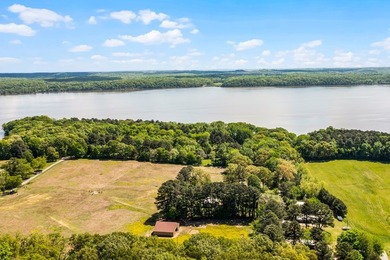 This property is Lake Life meets Farm Life! WALKING DISTANCE to - photo 29
