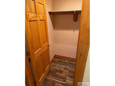Back on the market at no fault to the seller. This comfortable 1 - photo 32