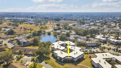 Welcome home to this beautifully updated 2-bedroom, 2-bath, 55+ - photo 33