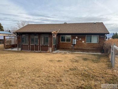 Back on the market at no fault to the seller. This comfortable 1 - photo 41