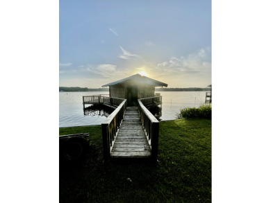 PRICE IMPROVEMENT!! Unique Lake Eddins Chalet On PRIME Lot!!! - photo 6